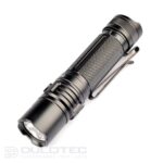 Lanternă compactă Dulotec E1 pentru uz zilnic, cu baterie inclusă » Lanternaputernica.RO