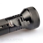 Lanternă compactă Dulotec E2 cu rază lungă de acțiune, cu baterie inclusă » Lanternaputernica.RO