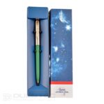 Pix Fisher Space Pen Cap-O-Matic cu capac din alamă și corp verde, modelul 775G-GR, într-o cutie cadou » Lanternaputernica.RO