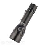 Lanternă tactică Dulotec Guardian, 1.800 lumeni, 700 de metri, baterie de 5.200 mAh, încărcare magnetică, husă » Lanternaputernica.RO