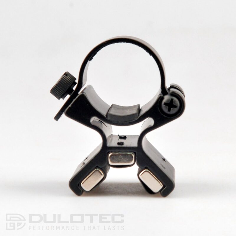 Suport magnetic DM3 pentru lanternă, destinat puștilor » Lanternaputernica.RO