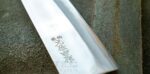 Cuțit de bucătărie japonez Santoku ZDP-189, 180 mm, mâner din fibră de carbon » Lanternaputernica.RO